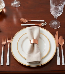 Ensemble de couverts modernes en or rose avec poignées en marbre, compatibles lave-vaisselle, pour service de dîner de mariage - Product Image 5