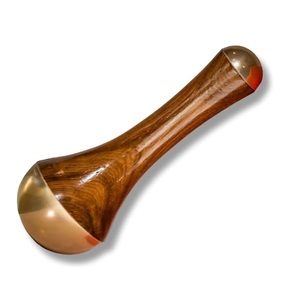 Masajeador de pies de madera y bronce para spa, combo de varita Kansa ayurvédica de doble cara para pies y cuerpo, cuidado personal - Product Image 1