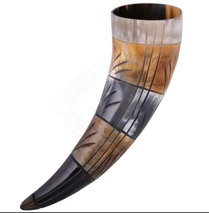 Auténtica Taza de Cuerno Vikingo Pulido de 300-400 ml, 100% Natural, Artesanal, Ecológica, Recuerdo, Decoración Personalizada - Product Image 1