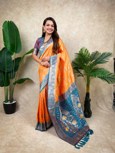 Sari en soie de Banarasi avec motif tissé Zari, accompagné d'un morceau de blouse non cousu, ensemble de vêtements régionaux EL-Chal DC - Product Image 1