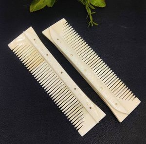 Peine de Hueso Hecho a Mano con Forma Natural, Antiguo, Duradero, Ecológico, Arte y Coleccionismo, Decoración del Hogar, Artesanía Natural - Product Image 1