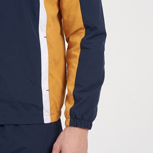 Ensemble de survêtement athlétique deux pièces pour homme avec veste zippée jaune moutarde et rayures bicolores blanches - Product Image 4