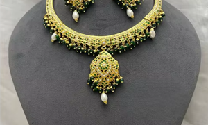 Magnifique ensemble collier et boucles d'oreilles de mariage en or et pierre de jade Jadau, qualité supérieure, pour femme, design élégant - Product Image 3