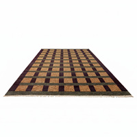 Tapis en laine moderne à carreaux vert olive, marron et beige, texturé, motif géométrique, avec franges, écologique, pour salon et hôtel