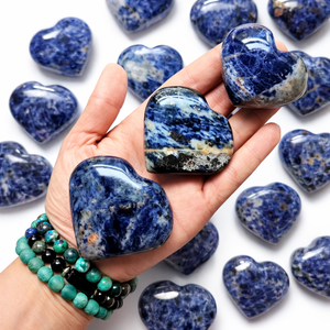 Cœur en Sodalite Naturelle de Qualité Export, Pierre de Guérison Bleue Polie, Écologique, pour Méditation, Reiki, Chakra, Cadeau - Product Image 1