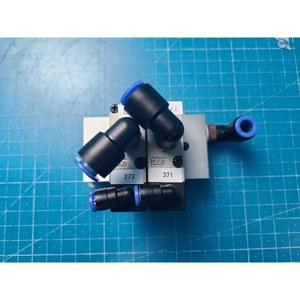 Válvula Solenoide Neumática SMC VZA412 de 5 Puertos, Usada, Piezas de Equipos Legacy Semiconductor - Product Image 6