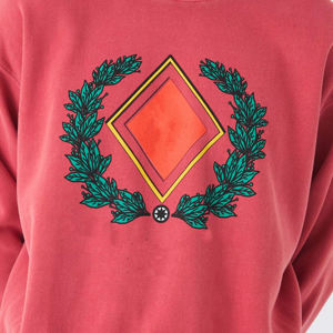 เสื้อสเวตเชิ้ตคอกลมผู้ชาย สีแดง ผ้าฝ้ายถัก สวมใส่สบาย พิมพ์ลายพวงดอกไม้เพชรด้านหน้า ทรงปกติ ใส่ได้ในฤดูใบไม้ร่วง - Product Image 5