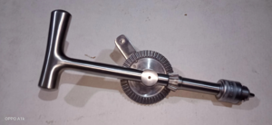 Sierra Cortadora de Yeso/Protector Óseo Eléctrica Ortopédica Médica Importada de Plástico y Metal con Certificación CE Reutilizable para Uso Quirúrgico GUJJAR SURGICAL - Product Image 4