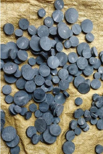 Natural Skin Finish Black Buffalo Horn Button Blanks Handcrafted Sewing Supply at Wholesale Price - Product Image 4
