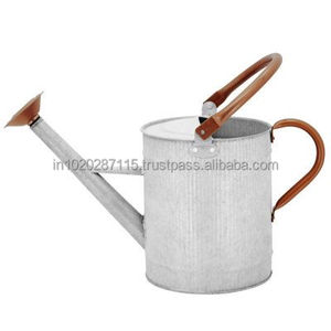 Arrosoir galvanisé compact avec poignée facile à saisir et construction anti-fuite utilisé dans la boîte de fenêtre et l'arrosage des herbes intérieures - Product Image 2