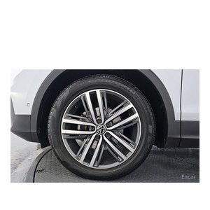 Volkswagen Tiguan 2.0 TDI Prestige Noviembre 2023, 15,702 km, Emisión Euro V, Volante a la Izquierda, Diésel, Asientos de Cuero, Cámara Trasera - Product Image 5