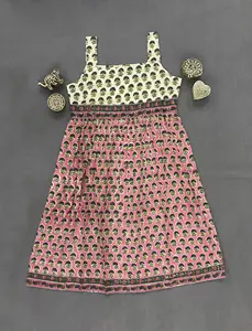 Vestido de Verano Estilo Boho Chic, Tejido Artesanal, Voile Ecológico, Largo hasta la Rodilla, Silueta en A, Ideal para un Look Moderno y Elegante - Product Image 2