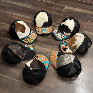 Sombrero de camionero de piel de vaca real con ala de cuero mecanizado Gorra de malla occidental hecha a mano Snapback ajustable con sombreros de diseño floral personalizados - Product Image 5