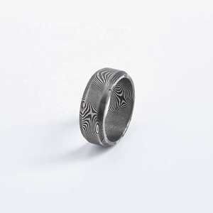 Bague en acier damas forgé avec marteau personnalisé, prix d'usine - Product Image 2