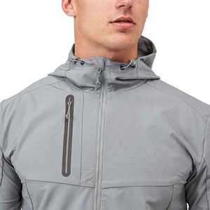เสื้อแจ็คเก็ตผู้ชายแบบมีฮู้ด ผ้า softshell กันน้ำ ซิปแบบรูด คอตั้ง ทรงปกติ สำหรับกิจกรรมกลางแจ้ง เดินป่า สีเทา โพลีเอสเตอร์ รับผลิตตามแบบ OEM - Product Image 5