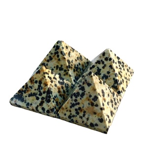 Precio de fábrica de cristal, proveedor al por mayor, piedra natural, ágata, jaspe Dálmata, energía curativa, pirámide natural para meditación - Product Image 2