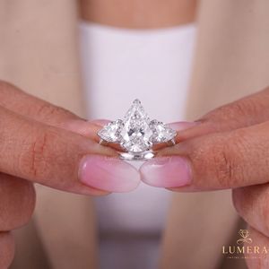 Bague en or avec diamant de laboratoire taille poire certifié IGI pour mariages et cadeaux – Source directe usine – Simplicité et luxe - Product Image 1