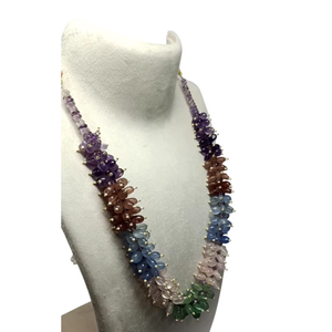 Collier court en pierres précieuses naturelles, perles ovales lisses, améthyste, quartz fraise, quartz bleu, quartz rose, bijoux faits à la main, prêts à porter - Product Image 3