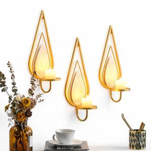 Aplique de Pared de Cristal y Metal Dorado Ornamentado, Detalles Curvos Elegantes, Diseño Clásico, Brillo Suave, Decoración de Lujo para el Hogar - Product Image 6