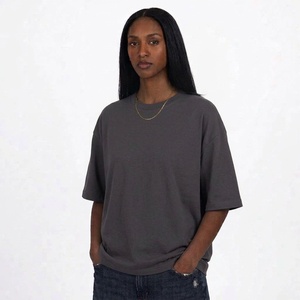Camiseta de Verano para Mujer de Alta Calidad, 220 g/m², Hombros Caídos, con Logotipo Bordado, 100% Algodón, Cuello Redondo - Product Image 1