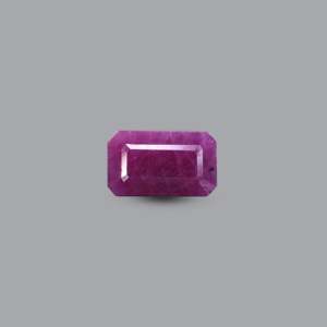7.95 Carat Exquisite African Ruby Loose Gemstone Oval Cabochon for Fine Jewelry - Product Image 1