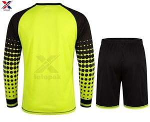 Maillot et short de basketball personnalisés de qualité export pour adultes unisexes – Uniforme à séchage rapide thermocollé OEM - Product Image 5