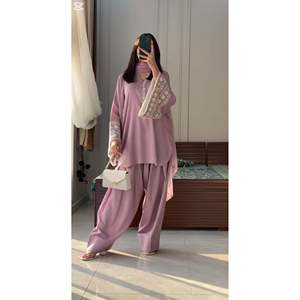 Top de fiesta de mujer de diseñador con Conjunto elegante Plazzo y Dupatta - Product Image 4