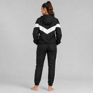Nouvel arrivage : Ensemble de survêtement coupe-vent pour femme – Confortable, respirant, écologique et de haute qualité - Product Image 6