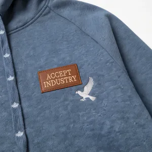 เสื้อฮู้ดผู้ชายสีน้ำเงิน แบรนด์ Accept Industry ปักโลโก้นกอินทรีที่แขนเสื้อ มีกระเป๋าหน้า ใส่สบายๆ สำหรับฤดูใบไม้ร่วง - Product Image 5