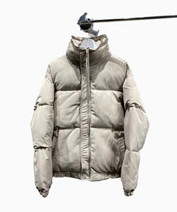 High Loft Insulated Puffer Jacket with Hood Men’s Custom Logo Winter Bubble Jacket Waterproof Outer Shell - Product Image 3