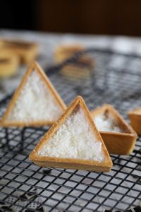 เบเกอรี่หลากหลายประเภทสำหรับของหวาน ใช้ส่วนผสมฮาลาล ทาร์ตอบแช่แข็ง เปลือกทาร์ตไข่อบแช่แข็ง YA03 468 กรัม รับผลิตแบบ OEM/ODM สำหรับการค้าต่างประเทศ ราคาดี - Product Image 3