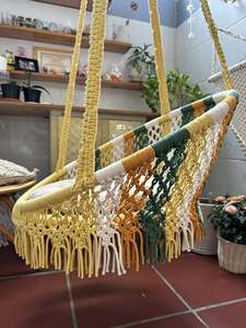 Muebles de exterior de macramé: Columpio de algodón con flecos a rayas, en venta al por mayor, hamaca de macramé con color personalizado. - Product Image 4