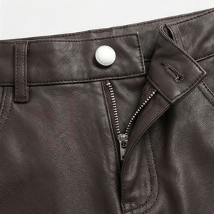 Falda lápiz de piel sintética de cintura alta para mujer, diseño de botones, largo hasta la rodilla, para oficina, otoño, midi - Product Image 4