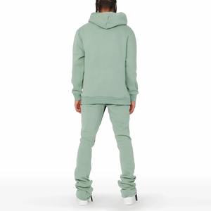 Conjunto Deportivo Unisex de Corte Regular con Pantalones Acampanados, Sudadera Moderna y Cómoda, Ideal para Uso Diario - Product Image 6