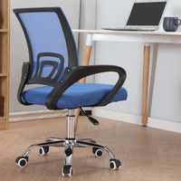 Chaise de bureau ergonomique pivotante en maille à prix de gros, chaise de travail réglable en hauteur pour personnel