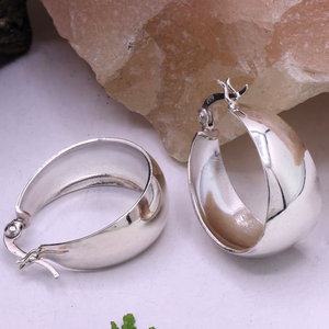 Pendientes de Aro Gruesos y Modernos de Plata de Ley 925, Joyería de Lujo Hecha a Mano para Bodas y Fiestas para Mujer - Product Image 4