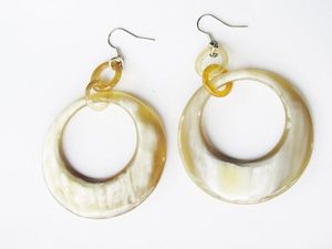 Meilleures ventes : Nouveaux pendentifs boucles d'oreilles en forme de corne, faits main, écologiques, religieux, mignons, de haute qualité, pour Noël et la Fête des Mères - Product Image 2