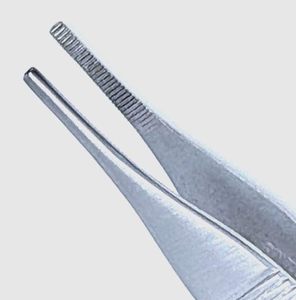 Pinzas Quirúrgicas Profesionales de Marca Personalizada |   Punta dentada de acero inoxidable de primera calidad |   Certificado CE Clase II ISO13485 5 - Product Image 3