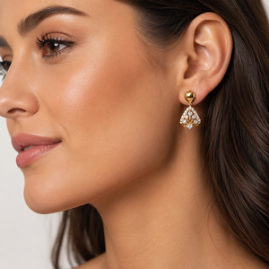 Boucles d'oreilles pendantes géométriques en forme de goutte d'eau, diamant certifié IGI, or massif cultivé en laboratoire, poli miroir, unisexe, pour mariages et soirées, luxe, haute joaillerie - Product Image 1