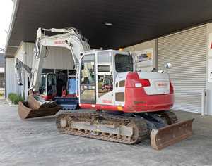 Mini-excavatrice sur chenilles Takeuchi TB2150R, moteur Yanmar contrôlé par PLC, hydraulique HYDAC, godet hydraulique de 0,09 m, moment de charge élevé - Product Image 1