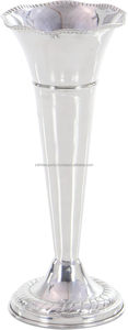 High Standard Shining Finished Traditional Aluminum <b>Vase</b> for Indoor & Outdoor Decorative Metal <b>Vases</b> from Indian Supplier - Product Image 4