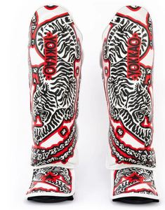 Protège-tibias réglables en cuir rouge Yokkao avec motif tigre pour Muay Thai – Équipement de protection pour le kickboxing - Product Image 6