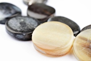 Natural Horn <b>Disc</b> Beads Oval <b>Cut</b> Flat <b>Stone</b> Bead Strand for Necklace Earring Making - Product Image 2