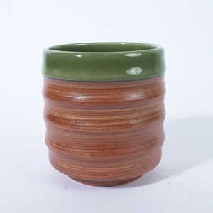 Tasse à thé en céramique côtelée en argile naturelle vert olive, motif rayé, accent de bande ambrée, compatible lave-vaisselle et micro-ondes, boîte cadeau japonaise - Product Image 3