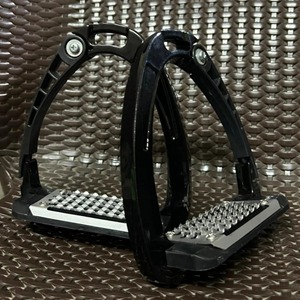 Étriers de sécurité pour chevaux de qualité supérieure, en fer et aluminium, étriers d'équitation anglais légers, accessoires d'équitation pour chevaux - Product Image 6