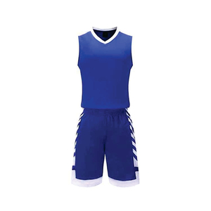 Ensemble d'uniformes de basketball personnalisés sublimés pour hommes – Maillot sans manches et short – Rouge, blanc, noir – Numéro 23 – Maille respirante, coupe athlétique - Product Image 4