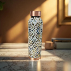 Bouteille d'eau en cuivre de style vintage avec motif palmier, style bohème, gourde de voyage portable - Product Image 6
