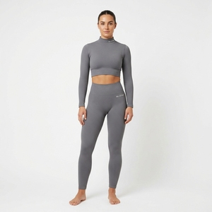 Conjunto Deportivo para Mujer, Top Corto de Manga Larga con Canalé Gris, Leggings de Cintura Alta, para Yoga, Gimnasio, Fitness y Entrenamiento - Product Image 3