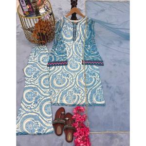 Conjunto de Fiesta de Chifón de Diseñador: Top, Pantalón y Dupatta para un Look Elegante - Product Image 1