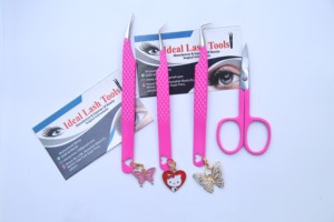 Pinces à cils professionnelles avec breloques, en acier inoxydable de qualité chirurgicale, pour extensions de cils volume. - Product Image 4